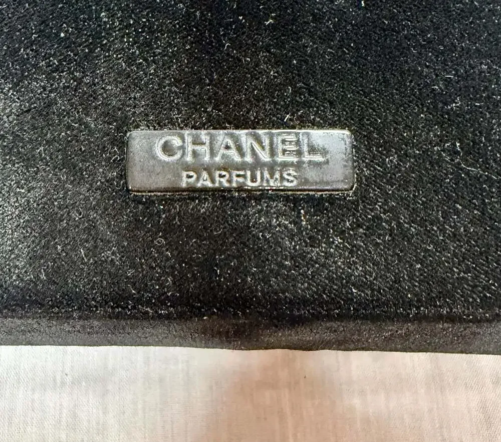 Chanel Parfums Black Velvet Magnetic Storage Gift Box
